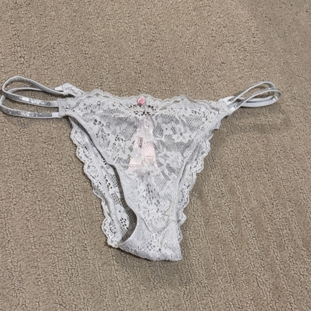 🆕 Victoria's Secret Dream Angels Brazilian Lace Panty. L. NWT!💥